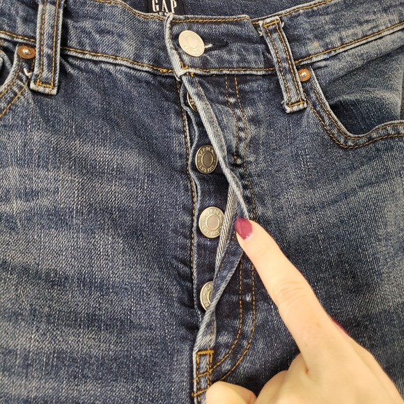 Gap Jeans Womens Size 27 Cheeky Straight Button Fly Raw Hem - Picture 3 of 12